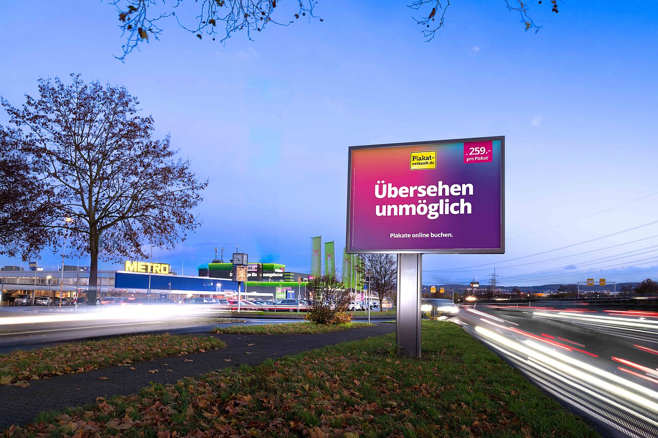 Großplakat - Kampagne "Übersehen unmöglich" 9 Quadratmeter Großplakat an Hauptverkehrsstraße